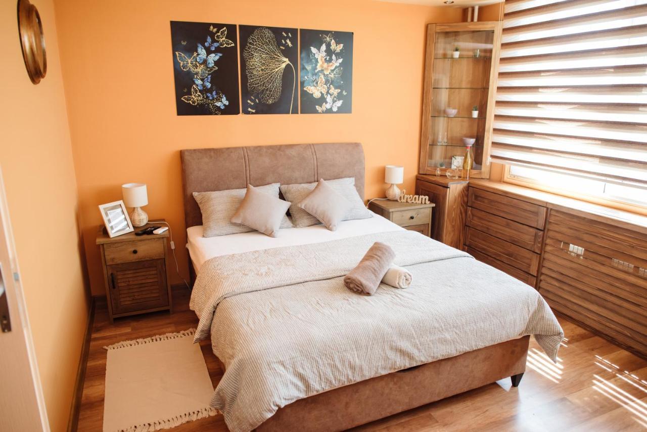 Appartamento Lara Apartman Subotica Esterno foto