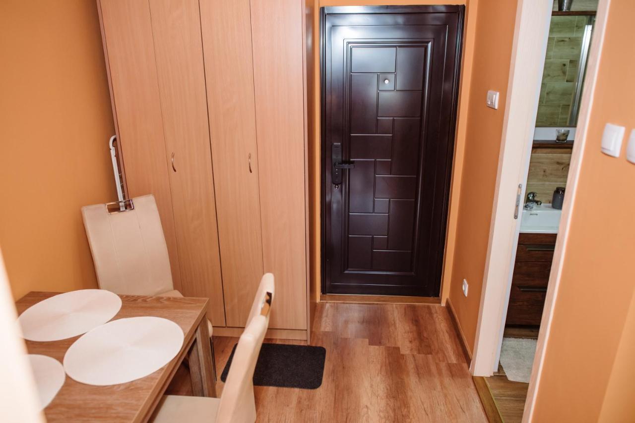 Appartamento Lara Apartman Subotica Esterno foto