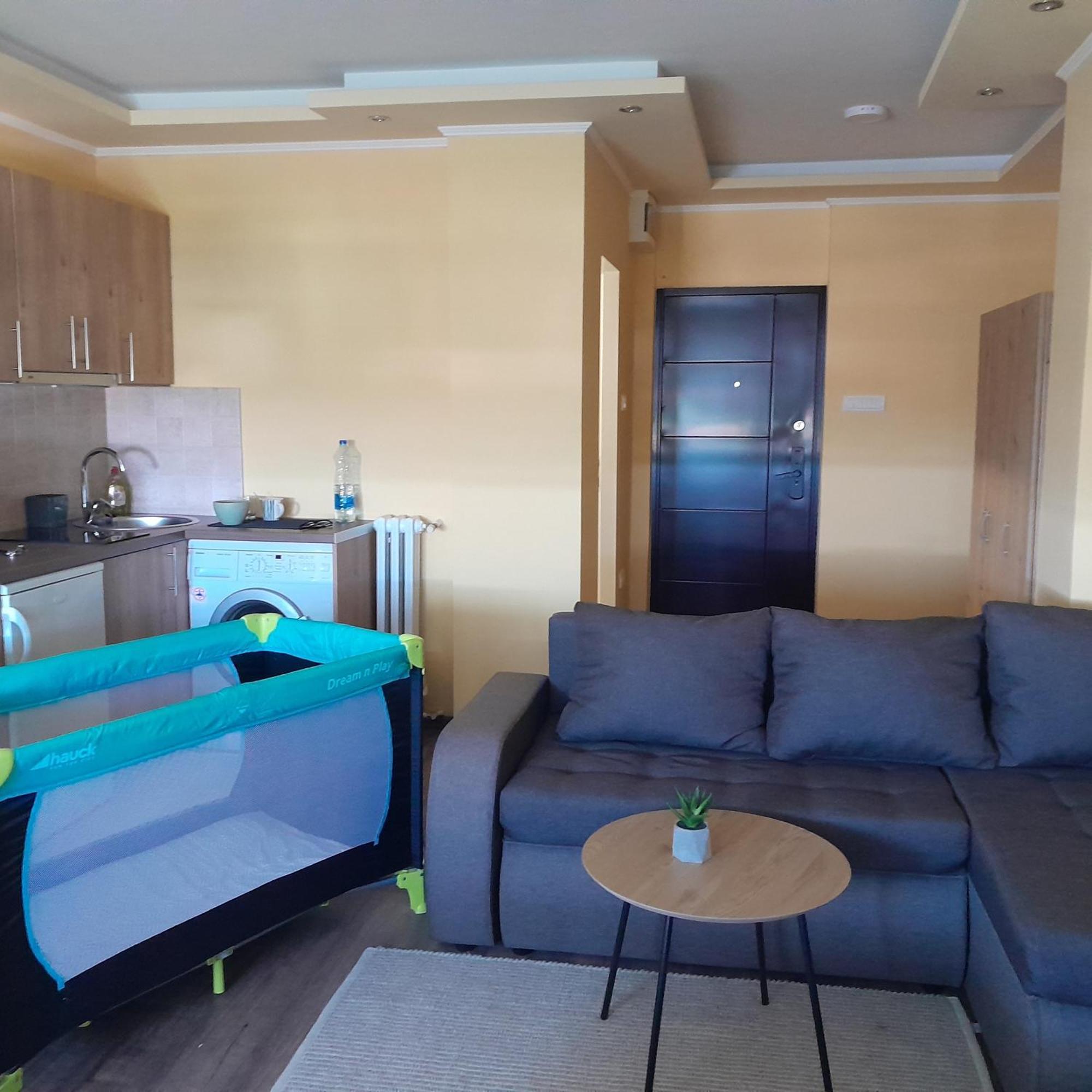 Appartamento Lara Apartman Subotica Esterno foto
