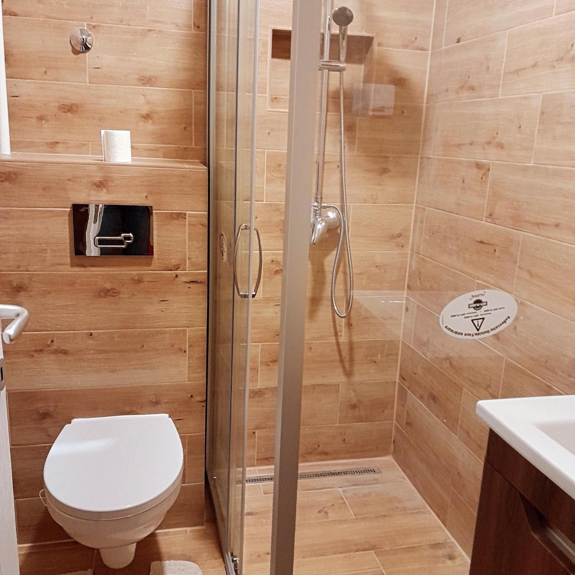 Appartamento Lara Apartman Subotica Esterno foto